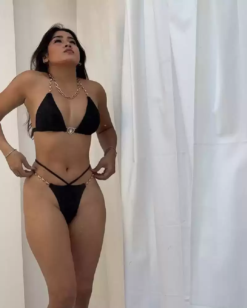 Sofia Ansari Black Pussy