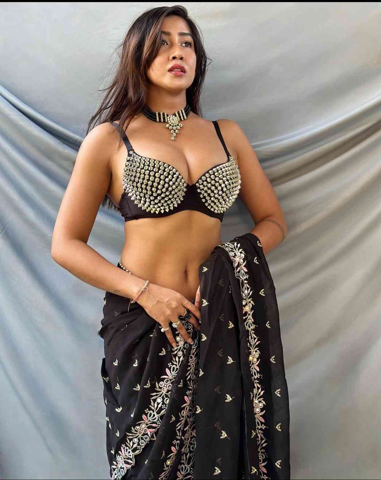 Sofia Ansari Black Saree Nude