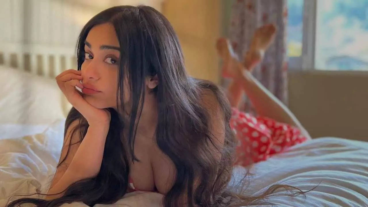 Adah Sharma Nude Anal Sex
